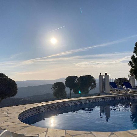 Casa Soleada Holiday Fully Private Villa Canillas de Aceituno Kültér fotó