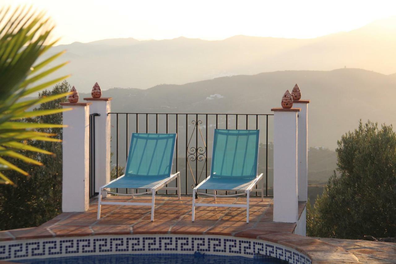 Casa Soleada Holiday Fully Private Villa Canillas de Aceituno Kültér fotó