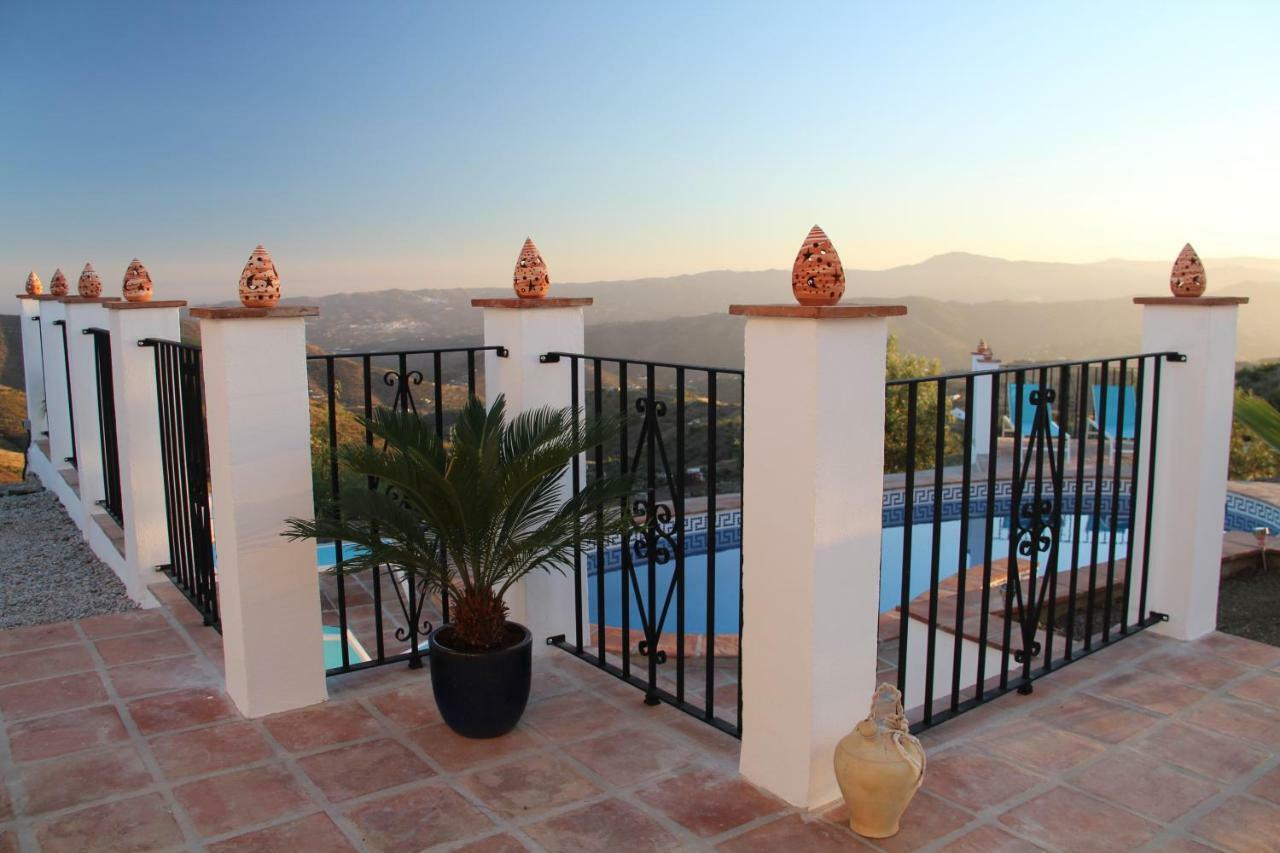 Casa Soleada Holiday Fully Private Villa Canillas de Aceituno Kültér fotó